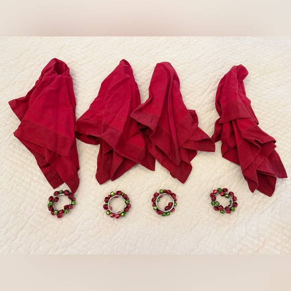 NWOT Holiday Napkins & Rings - Picture 5 of 5